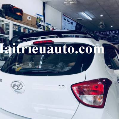 đuôi cá thể thao cho hyundai i10