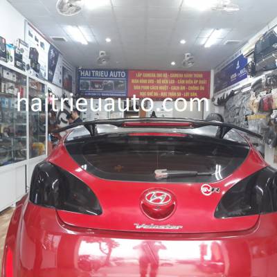 đuôi gió thể thao xe veloster