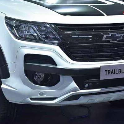 ốp cản trước xe TRAILBLAZER