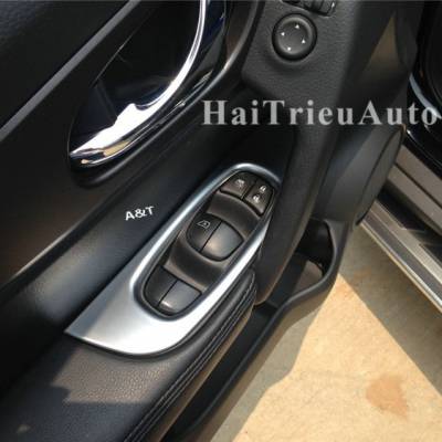 Ốp nội thất trong xe NISSAN X-TRAIL