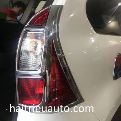 viền đèn sau xe toyota avanza