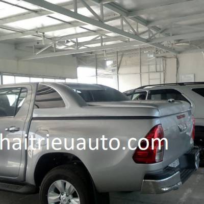 nắp thùng thấp xe HILUX 2017