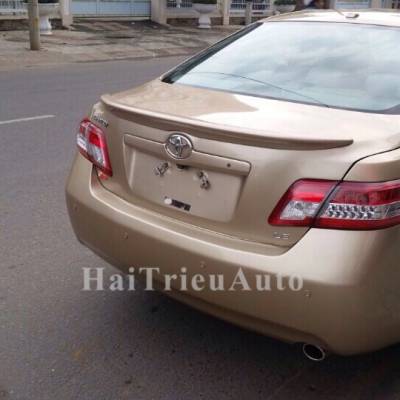 Đuôi cá cho xe camry 2008