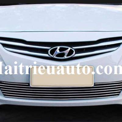 Mặt ca lăng kẻ ngang cho Hyundai Verna