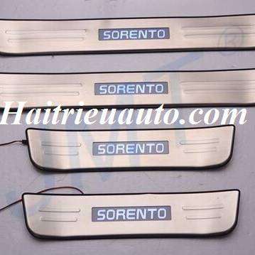 Nẹp bước chân có đèn Kia Sorento