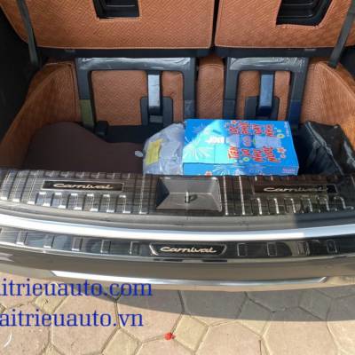 nẹp chống trầy cốp xe kia carnival