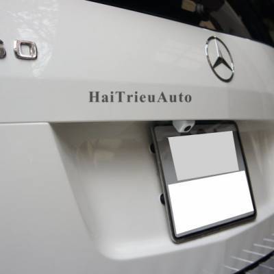 lắp camera l&ugrave;i cho xe Merrcedes