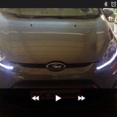 Độ đ&egrave;n led cho xe FIESTA