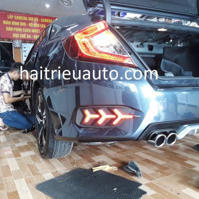 Đ&egrave;n led gầm sau xe Civic 2017