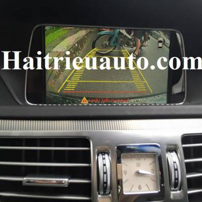 Lắp camera l&ugrave;i cho Mercedes Benz E200 2015