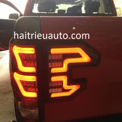 đ&egrave;n hậu độ nguy&ecirc;n bộ xe ford ranger 