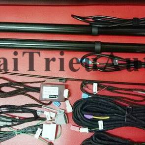 Đ&Oacute;NG MỞ CỐP TỰ ĐỘNG TOYOTA FORTUNER 2017