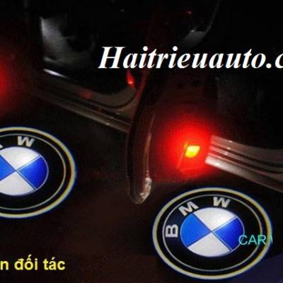 Logo c&aacute;nh cửa BMW