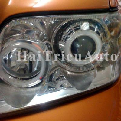 Đ&egrave;n pha ford ESCAPE độ bi xenon