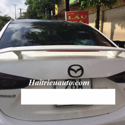 Đu&ocirc;i c&aacute; thể thao Mazda 3