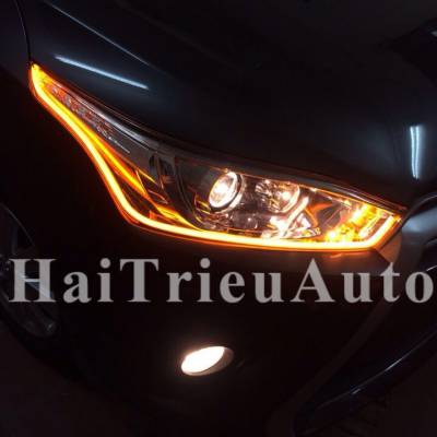 Độ đ&egrave;n led cho xe yaris 2015
