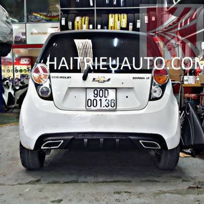 ốp chia đ&ocirc;i p&ocirc; cho xe Spark