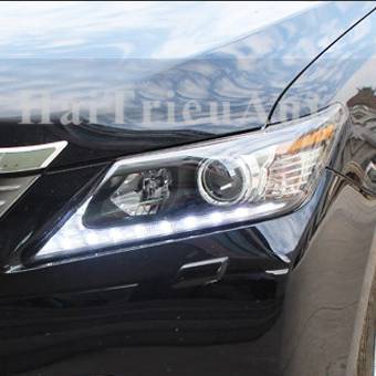 Đ&egrave;n pha độ cho xe camry 2014