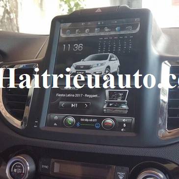 m&agrave;n h&igrave;nh tesla theo xe honda CRV 2015