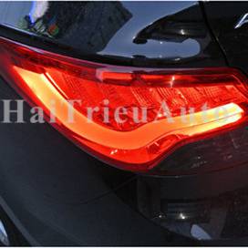 Đ&egrave;n hậu độ cho xe accent