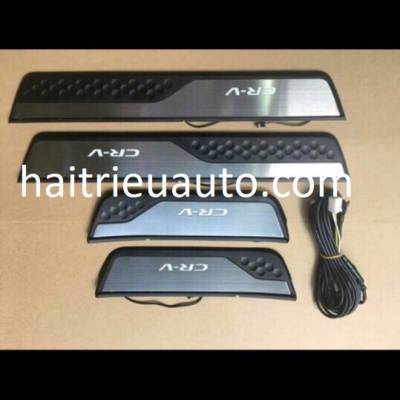 nẹp bước ch&acirc;n c&oacute; đ&egrave;n led honda CRV 2018