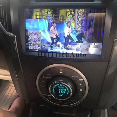 M&agrave;n h&igrave;nh DVD xe COLORADO