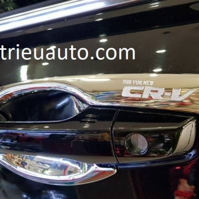 ch&eacute;n cửa cho xe honda CRV 