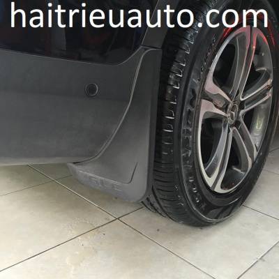 Chắn b&ugrave;n theo xe Mercedes GLC