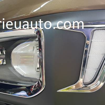 Viền đ&egrave;n gầm trước cho xe Hyundai Kona