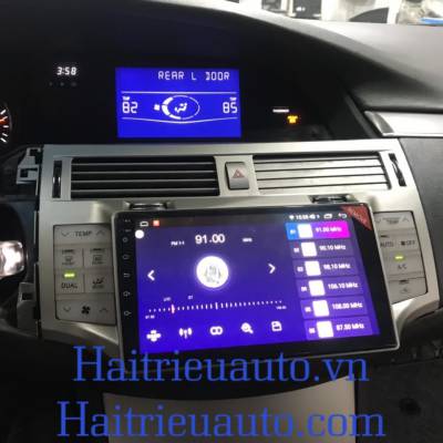 M&agrave;n h&igrave;nh android theo xe toyota Avalon