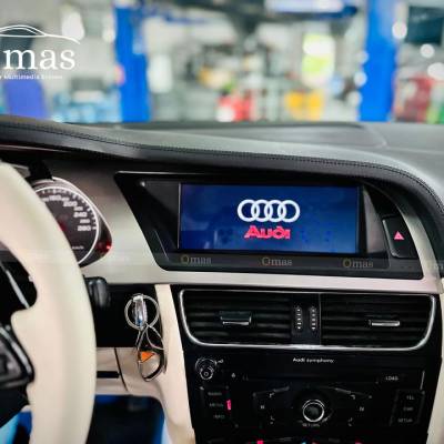 M&agrave;n h&igrave;nh android Omas 360 xe Audi A4