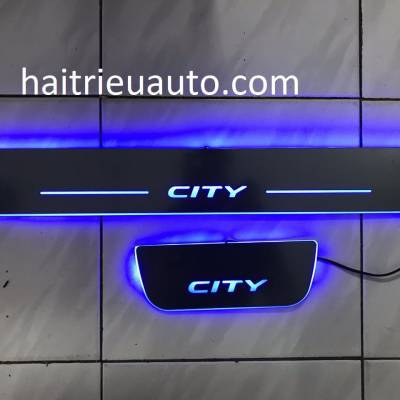 nẹp bước ch&acirc;n đ&egrave;n led cho xe honda city