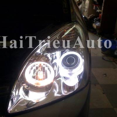 Đ&egrave;n pha kia CARENS độ