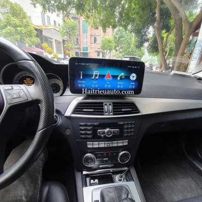 M&agrave;n h&igrave;nh android theo xe Mercedes C200 2014
