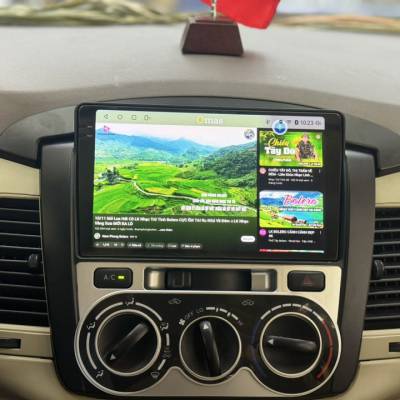 M&agrave;n h&igrave;nh android Omas M6 xe innova