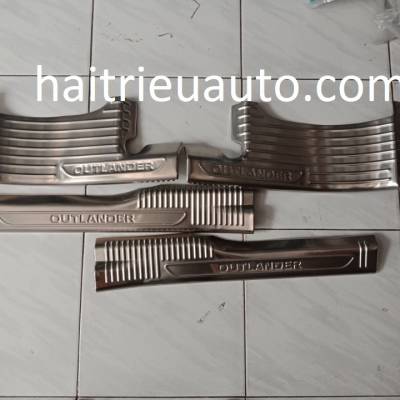 nẹp bước ch&acirc;n xe outlander