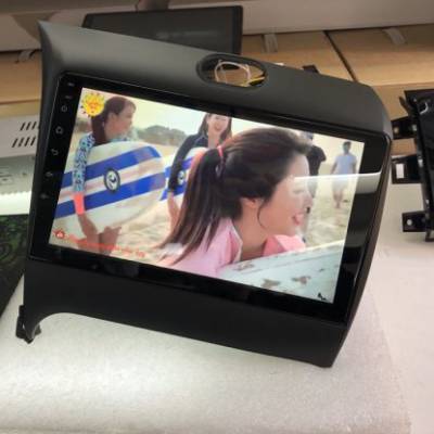 m&agrave;n h&igrave;nh android theo xe Kia K3