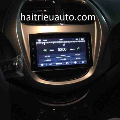 m&agrave;n h&igrave;nh dvd theo xe Spark 2018