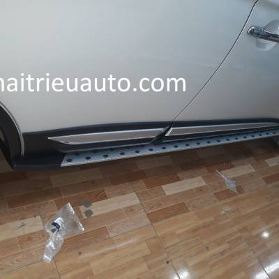 bệ bước ch&acirc;n theo xe outlander