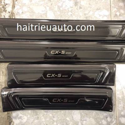 nẹp bước ch&acirc;n titan cho xe mazda CX5