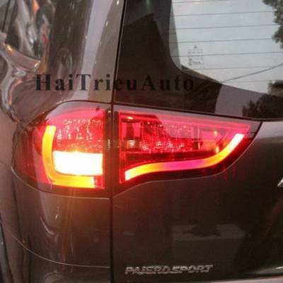 Đ&egrave;n hậu độ cho xe PAZERO SPORT
