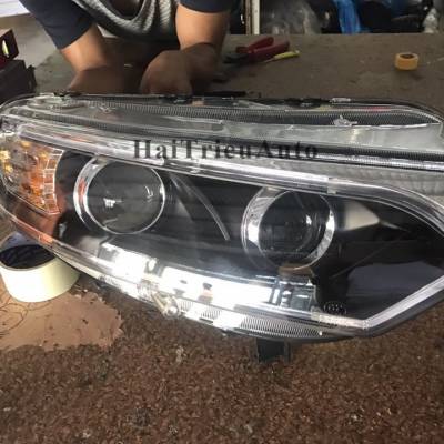 Đ&egrave;n pha độ nguy&ecirc;n bộ ECOSPORT