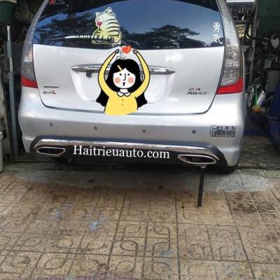 Lip chia p&ocirc; cho xe Mitsubishi Grandis