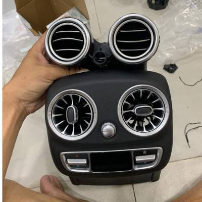 Cửa gi&oacute; Turbine đ&egrave;n LED sau cho xe Mercedes S