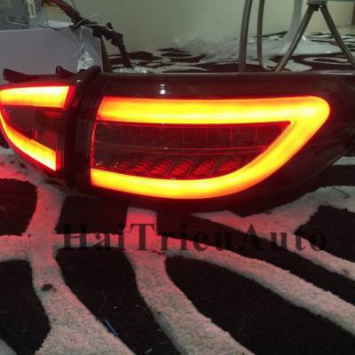 Đ&egrave;n hậu độ nguy&ecirc;n bộ cho xe mazda 6