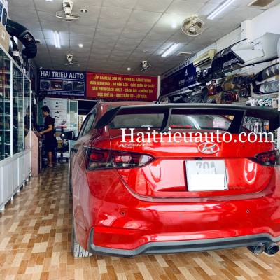 đu&ocirc;i gi&oacute; thể thao cho Hyundai Accent