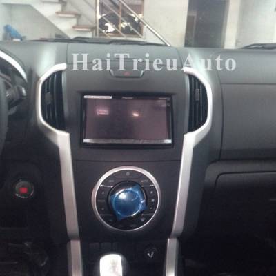 M&agrave;n h&igrave;nh pioneer 8850 lắp cho xe colorado