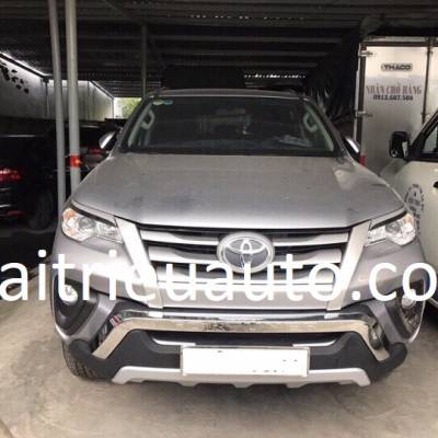 ốp cản trước sau xe fortuner 2017