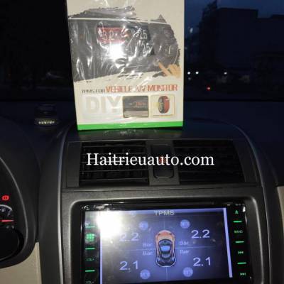 Cảm biến &aacute;p suất lốp t&iacute;ch hợp DVD cho xe altit