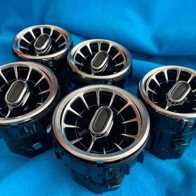 Cửa gi&oacute; Turbine đ&egrave;n LED cho xe Mercedes S